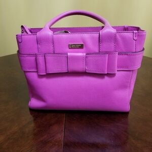 HANDBAG KATE SPADE NEW YORK QUINN VILLABELLA AVENUE HOT PINK W LARGE BOW